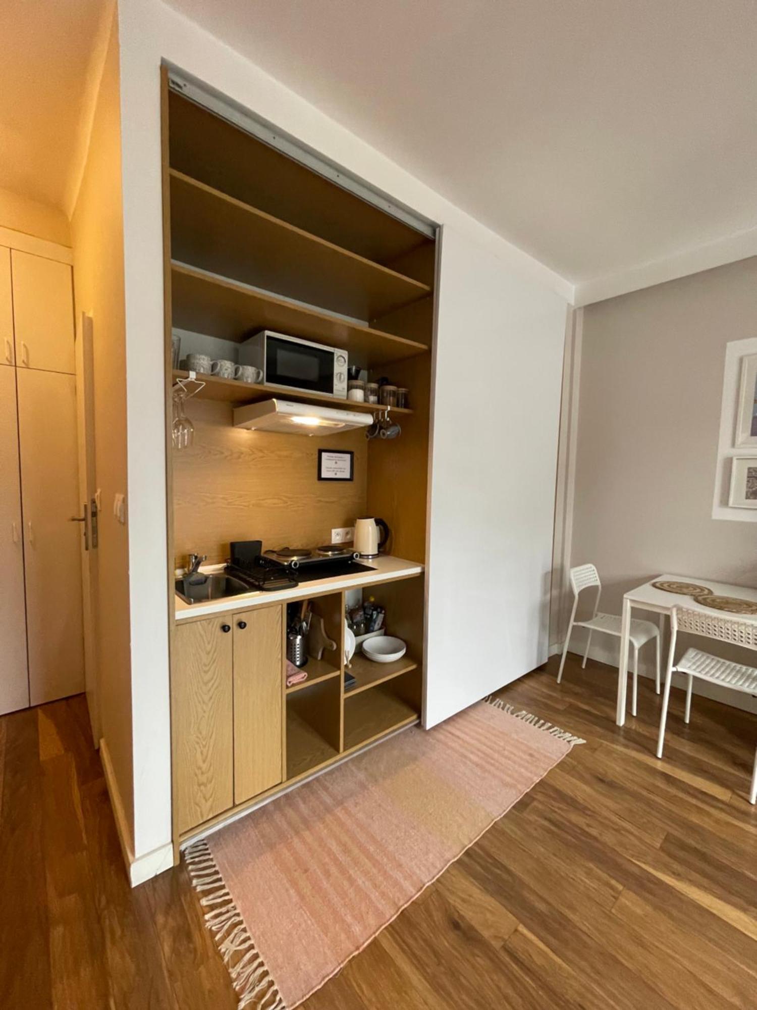 Studio W Centrum Warszawy Ulica Chmielna - 500M Od Dworca Centralnego - By Good Sleeping Варшава Экстерьер фото